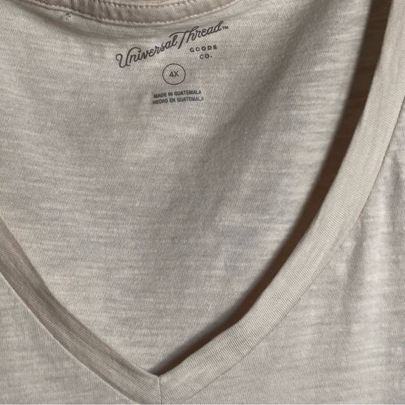 5/$25
NEW with TAGS Universal Thread Goods Co V Neck Tee Cream Short Sleeve 4X - Picture 6 of 8